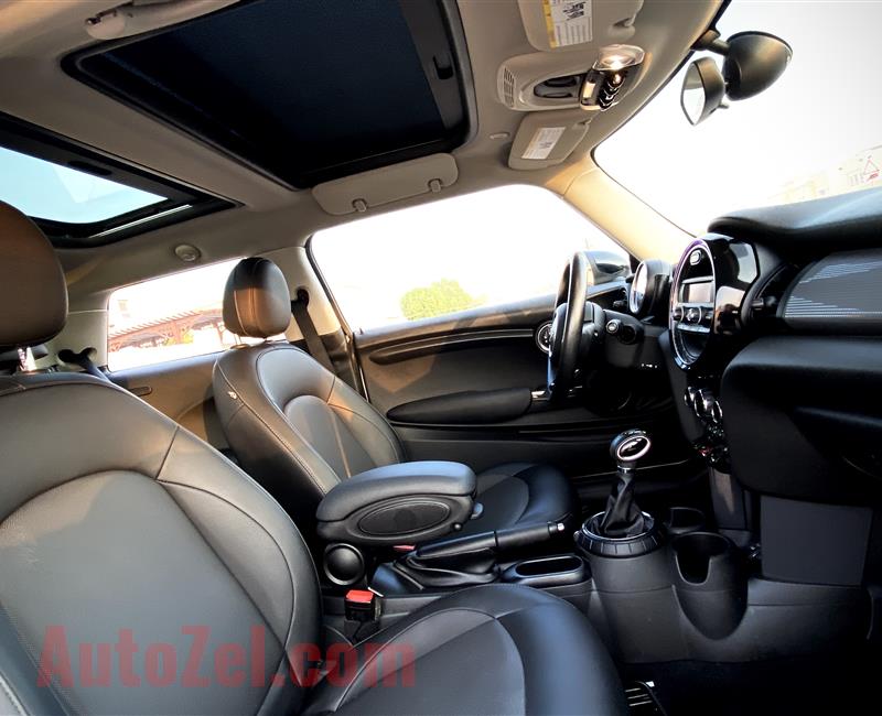 2015 Mini Cooper Coupe 1.5L panoramic sunroof