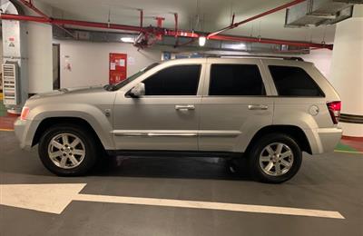 Jeep Grand Cherokee V8- 4.7 - Full Option