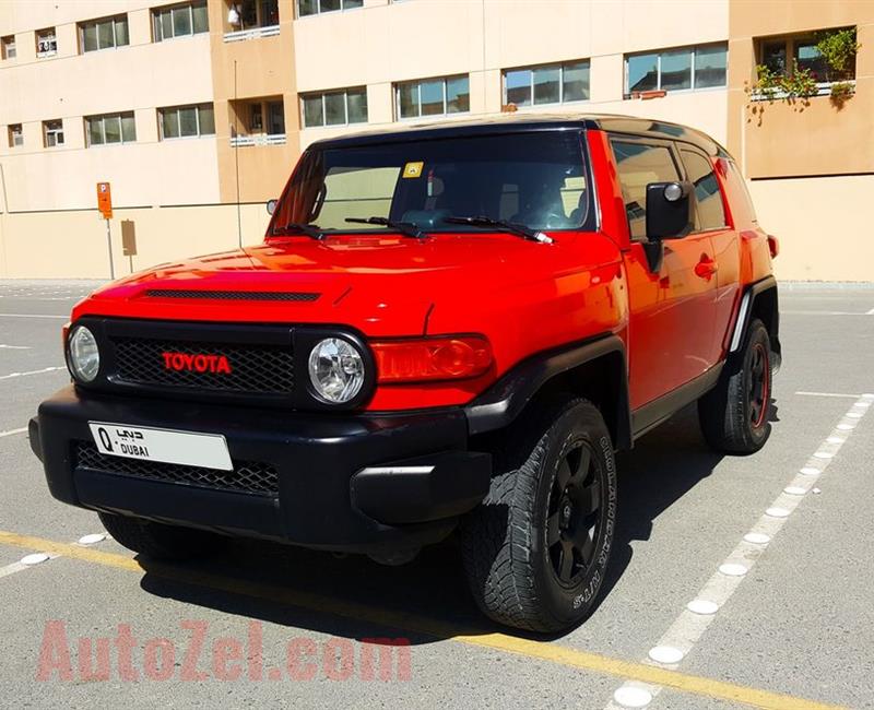 Stunning FJ Cruiser, Fully Modified.