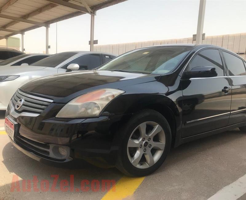 NISSAN ALTIMA Mid option