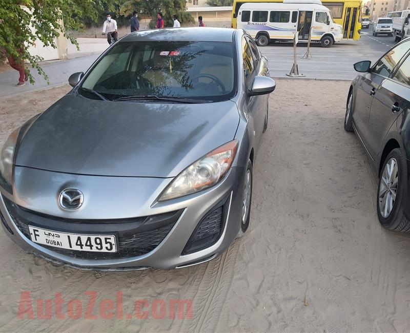  Mazda3 sedan 110000km 2011