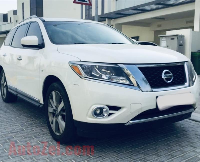 Nissan Pathfinder 2015 GCC WITH FULL SERVICE HISTORY 