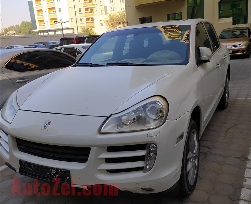 Porsche Cayenne S V6 3.6L, Low Mileage only 147500km, GCC Specs