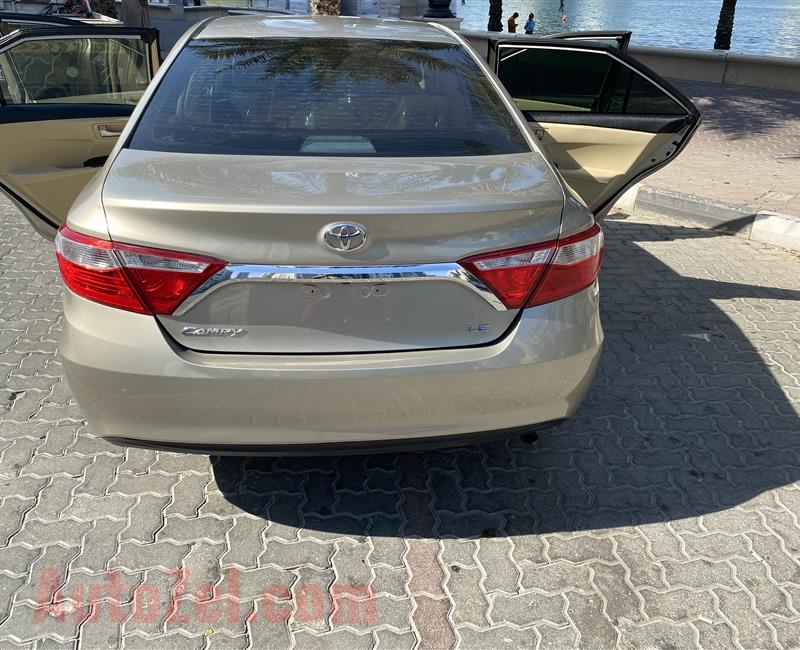 Toyota Camry LE USA specs