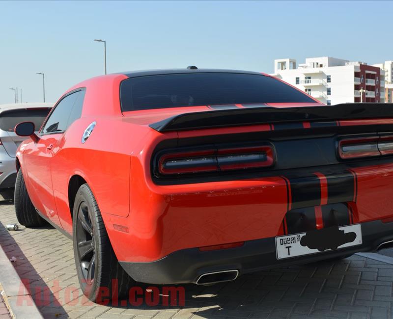 DODGE CHALLENGER 2015