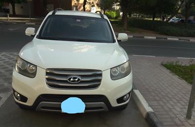 Hyundai Santa Fe-2012