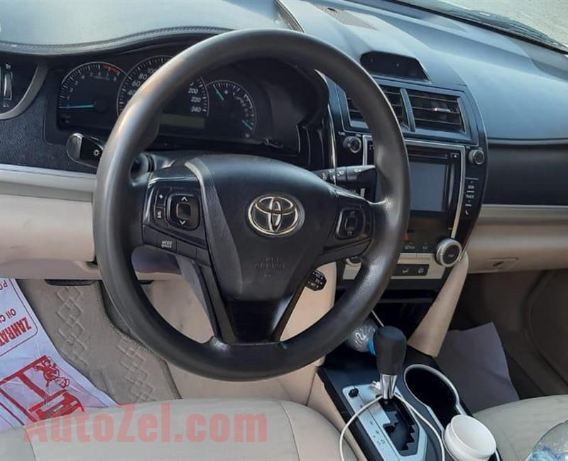 TOYOTA CAMRY FOR SALE 2016 GCC SPECS, KM 117000, COURSE CONTROL, REAR CAMERA, BT, DVD, ALOW RIMS, 