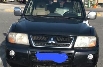 Pajero 2005 Lady Driven Car very less KM