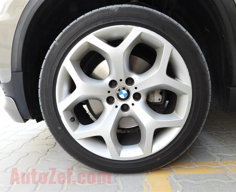 BMW X5 4.8i 2008 Platinum Bronze Metallic- GCC SPECIFICATION