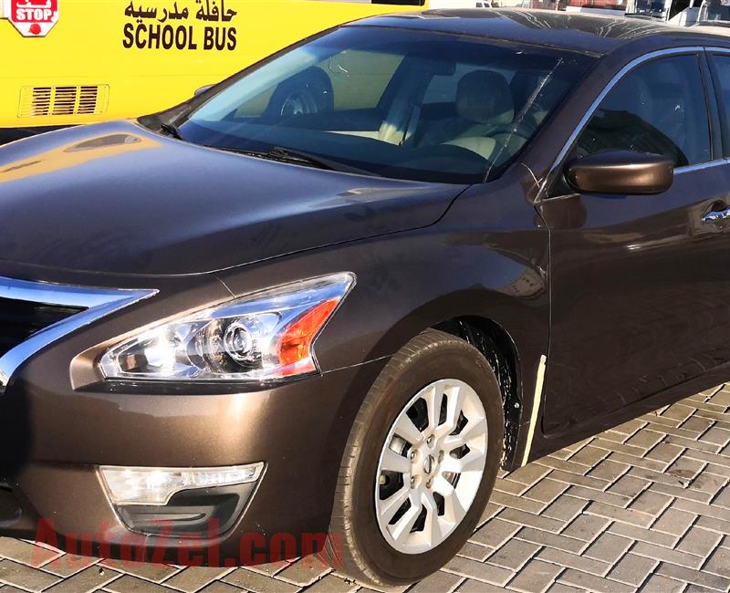 Nissan Altima 2014 (S) for sale good condition