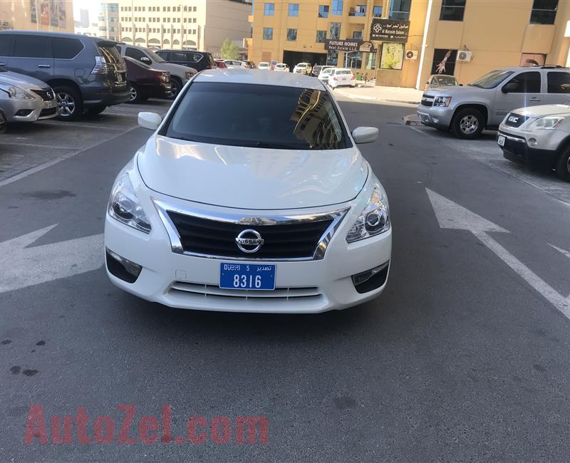 Nissan Altima 2014 on perfect conditions With passed test USA 