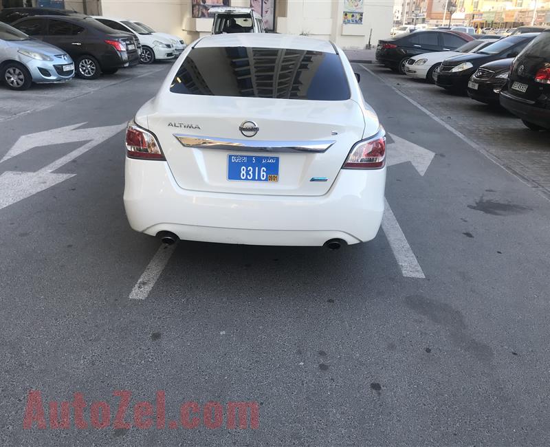 Nissan Altima 2014 on perfect conditions With passed test USA 