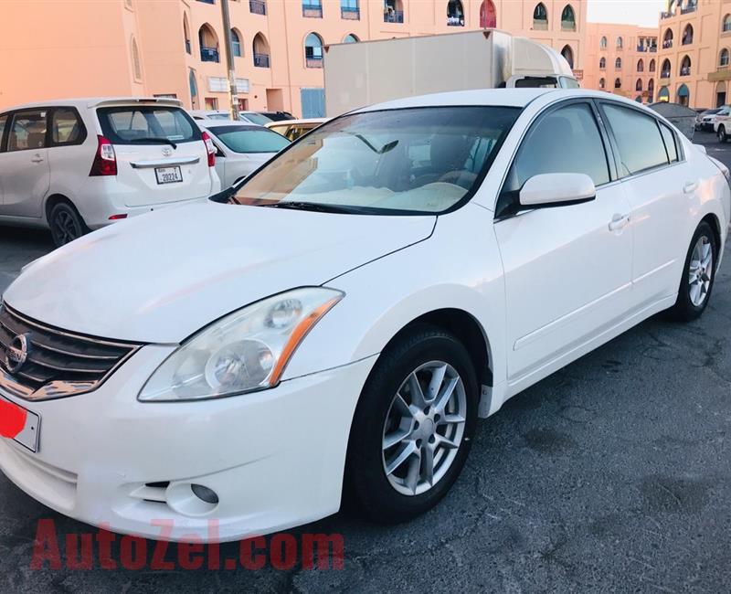 2011 NISSAN ALTIMA FOR URGENT SALE