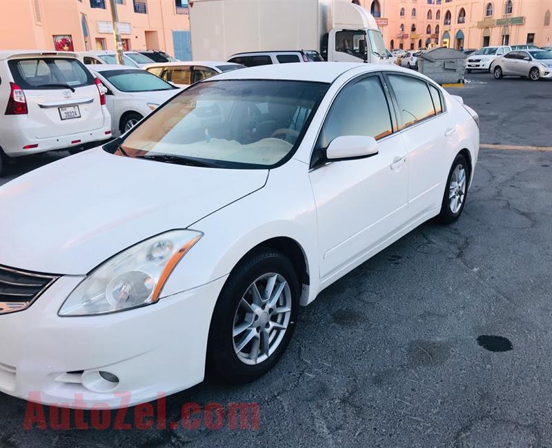 2011 NISSAN ALTIMA FOR URGENT SALE