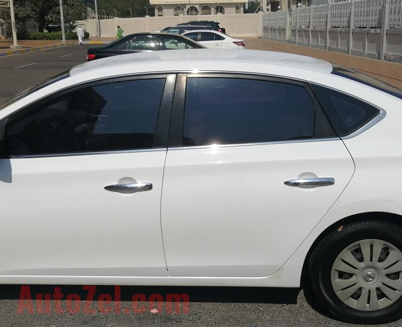 NISSAN SENTRA 2014 1.6L SV CVT 40000km driven by Indian Dr