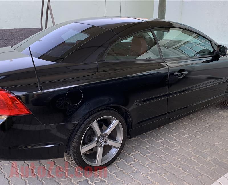 BLACK VOLVO C70  2010 / 2011 T5 COUPE