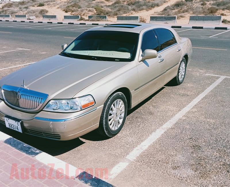 Lincoln Town Car