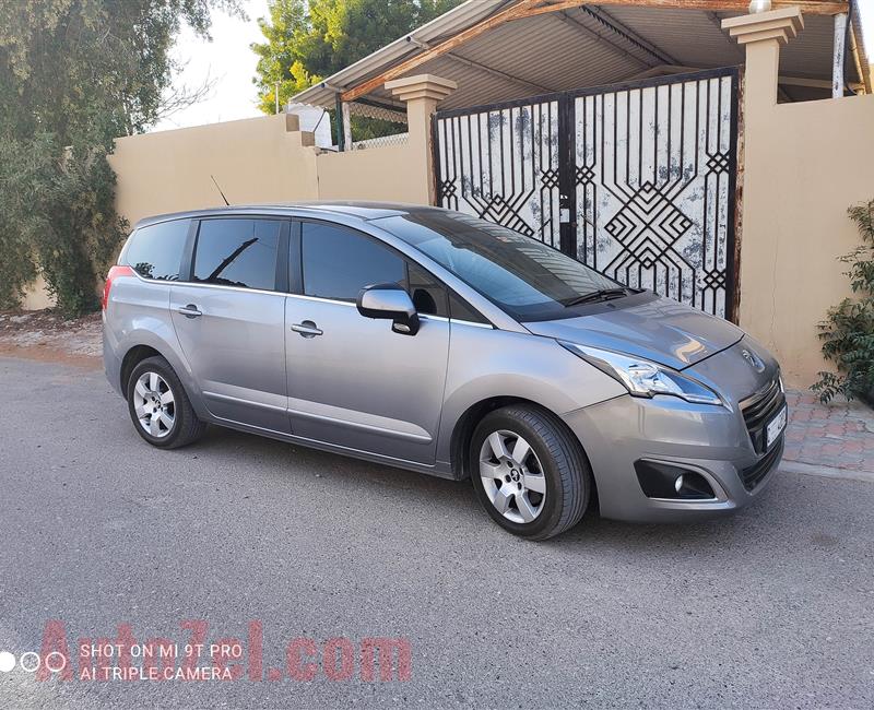 Peugeot 5008 Model 2016 Under Warranty