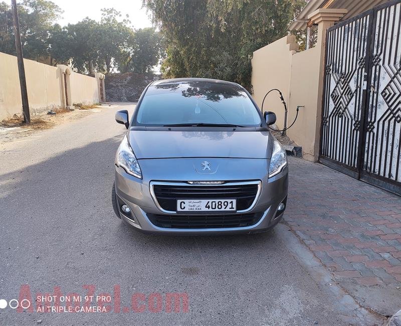 Peugeot 5008 Model 2016 Under Warranty