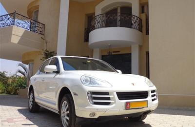 excellent - as good as new porshe cayenne very low mileage...