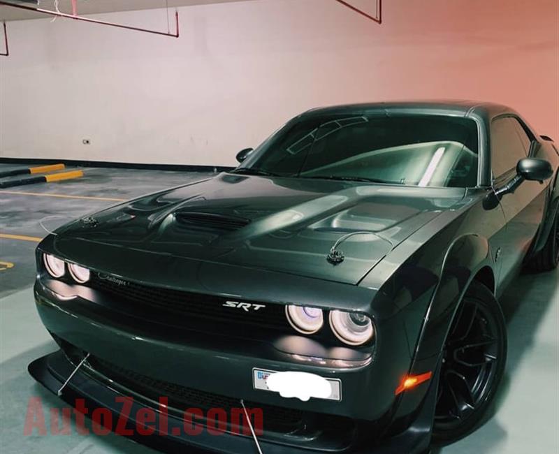 Dodge Challenger Scatpack 392 SRT 6.4 Widebody