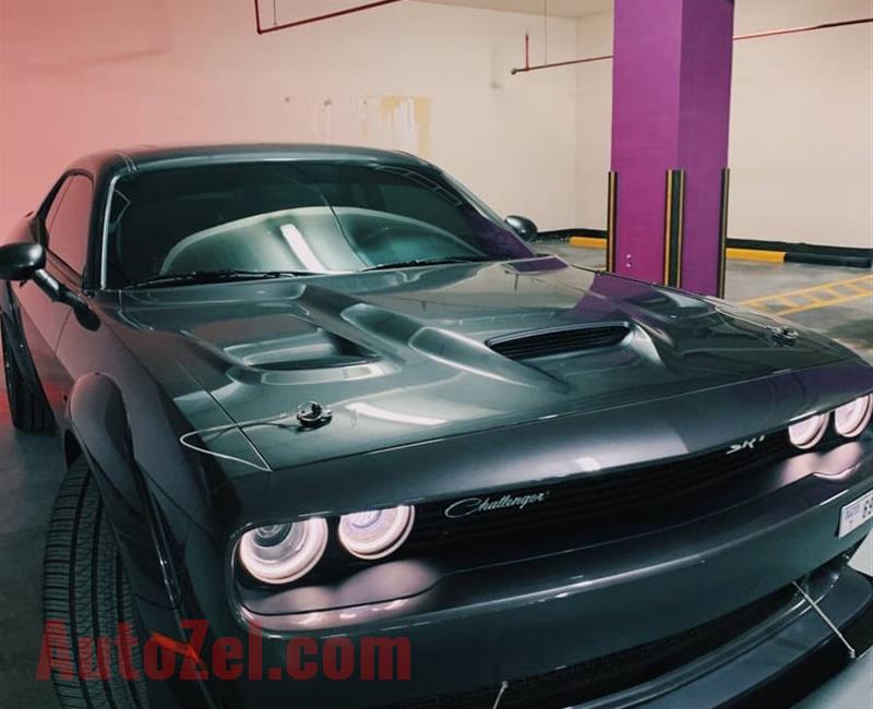 Dodge Challenger Scatpack 392 SRT 6.4 Widebody