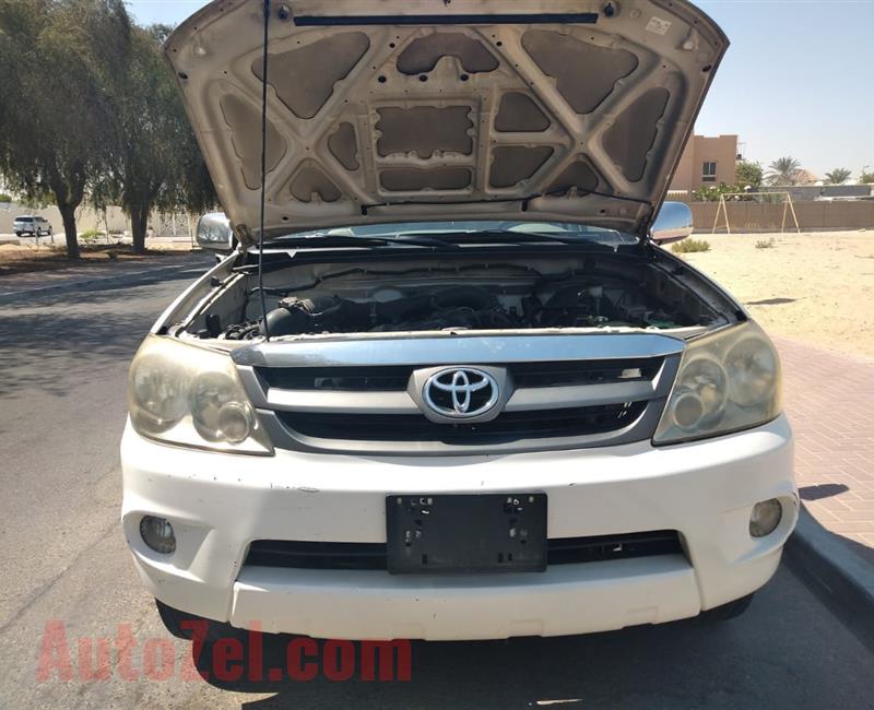 Toyota Fortuner SR5 2008 GCC in Excellent Condition for Sale 