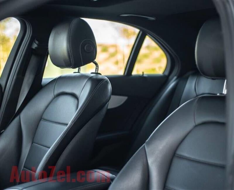 2018 Mercedes-Benz C-Class C 300 4dr Sedan