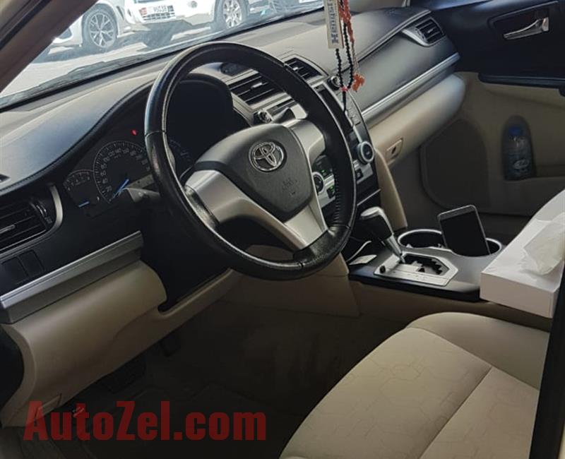 Toyota Camry SE  2015 GCC