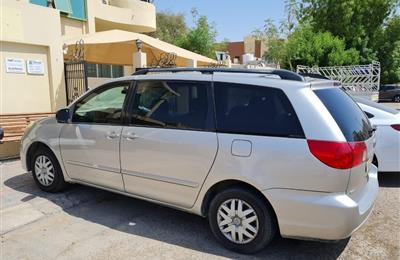 Toyota Sienna 2006 LE, Excellent Condition For Sale