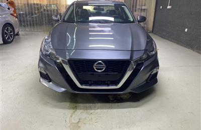 Nissan Altima 2020