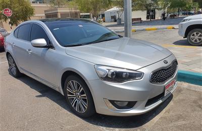 Kia Cadenza 2015 full history service one owner 