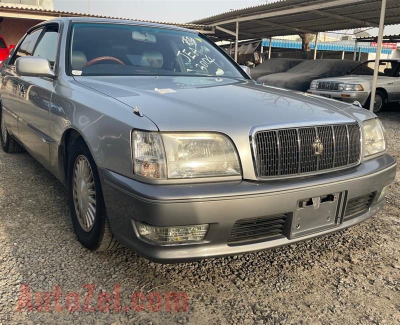 Toyota Crown Majesta 1990