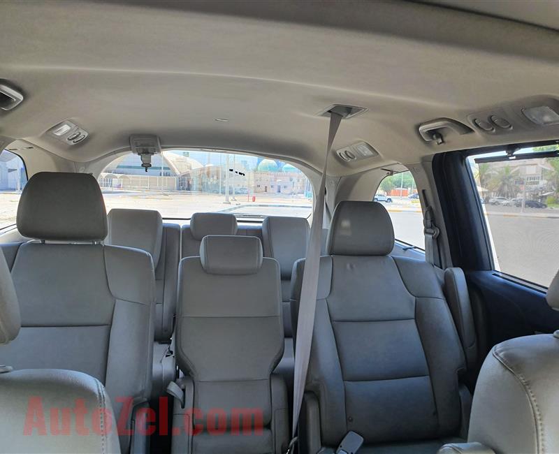 Honda Odyssey EX-L 2014 Excellent condition 