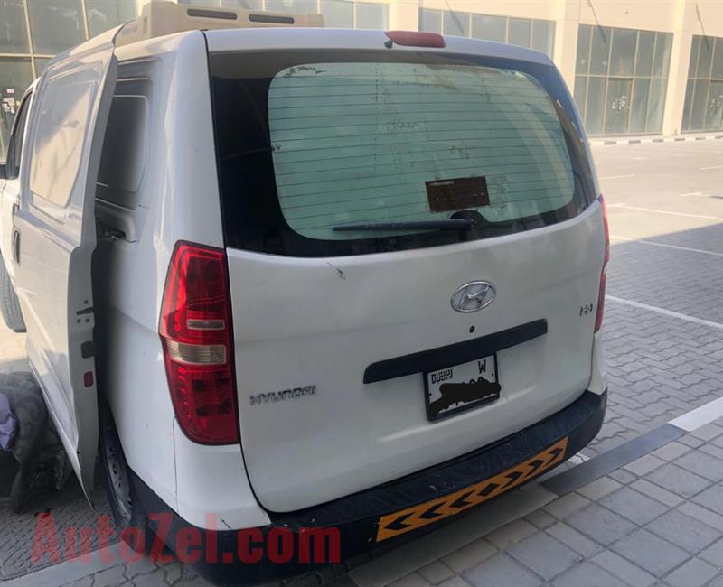 Hyundai H1 2013