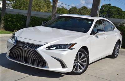 Lexus ES 350 3.5L White Full option white for sale