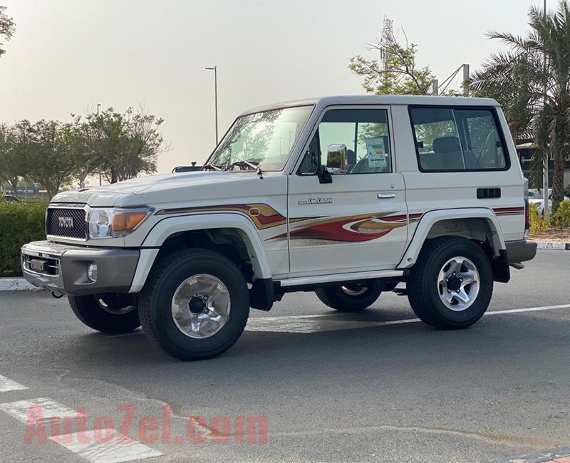 تويوتا لاند كروزر هارد توب  2020 (جديد)  GRJ71 3 Door, Petrol 4.0L, Wooden Interior