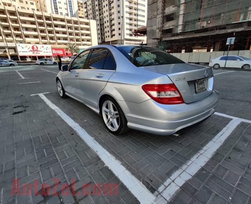 Mercedes c300 model 2011