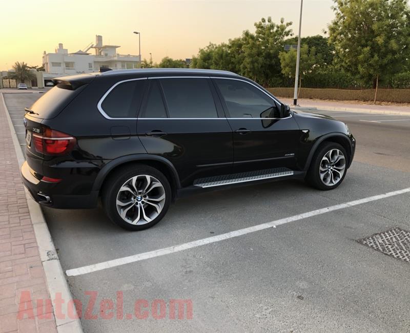 BMW X5 xDrive50i, GCC Specs, 2011, for sale!