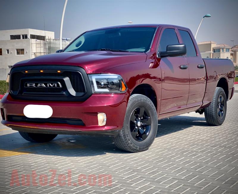 (FREE REGISTRATION AND INSURANCE) 2018 Dodge Ram 4X4 Express with Rebel accessories