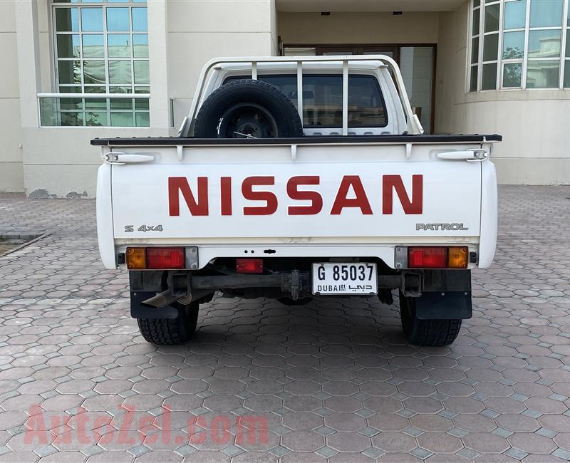 For sale Nissan Patrol Pick model 2015