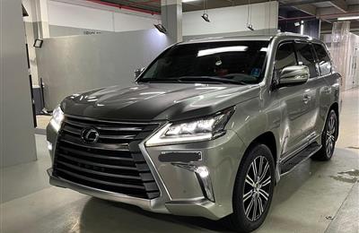 Lexus LX570