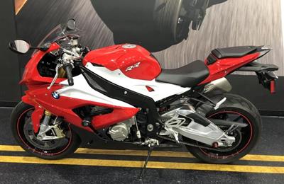 2019 BMW S100RR  SPORTBIKE...WHATSAPP +255786182806 OR...