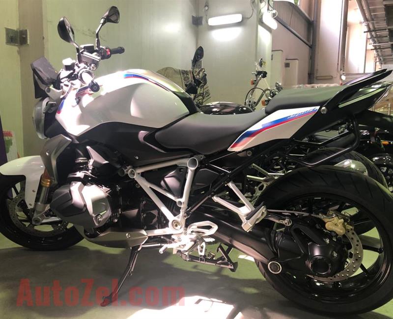 Sell bike BMW R 1250 R HP edition Touring Sport Brand New 2021