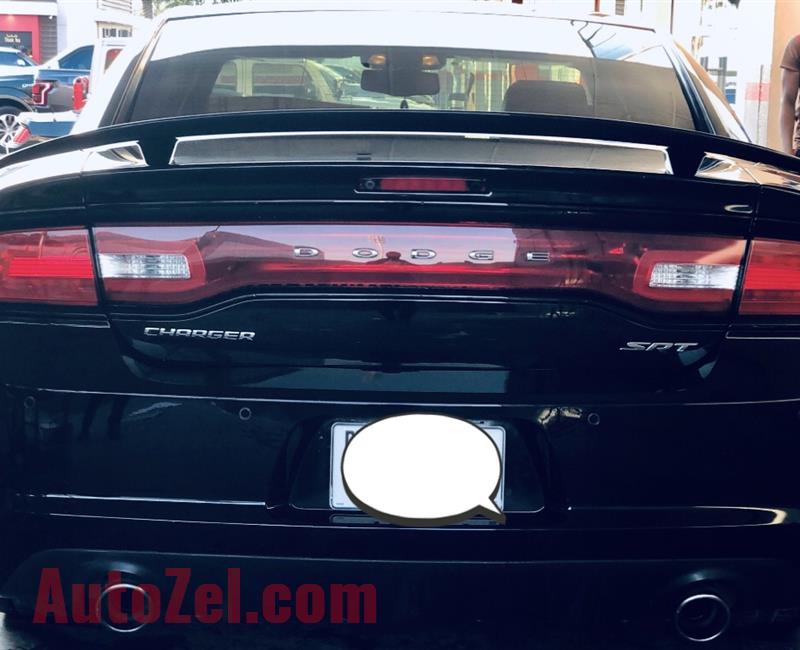 Dodge Charger srt 2014