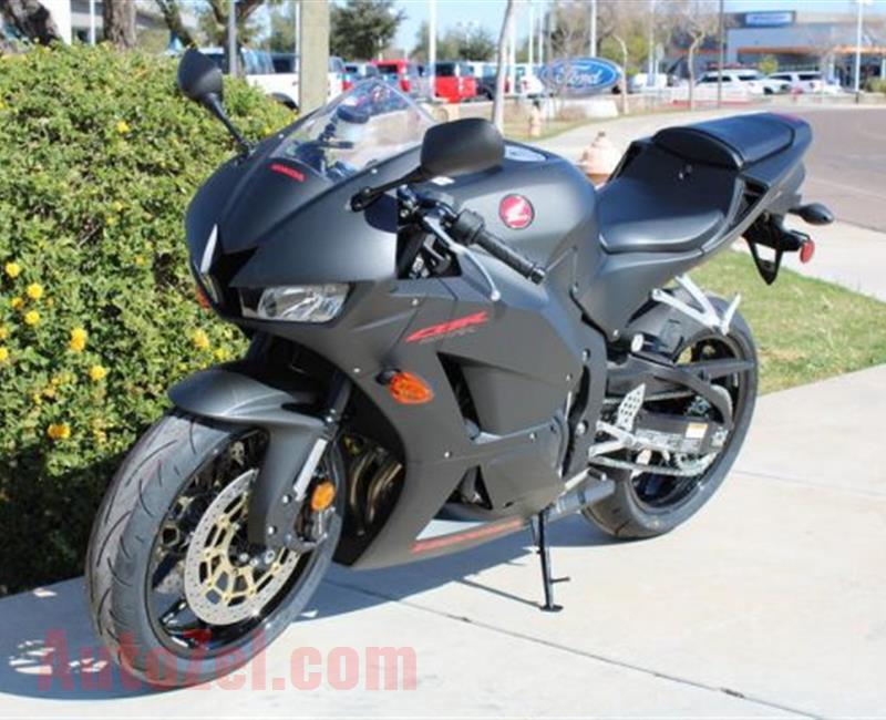 2020 HONDA CBR600RR whatsapp...+1(438)255-3341