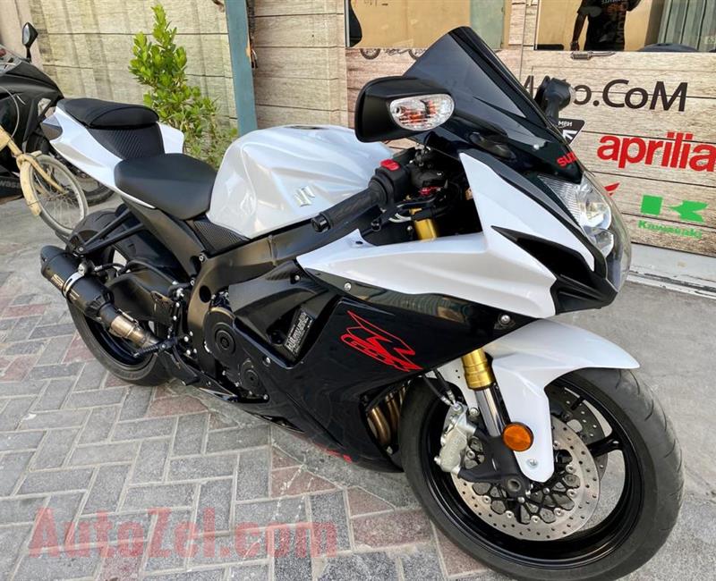 2019 Suzuki gsxr 1000cc, whaysapp+971564792011