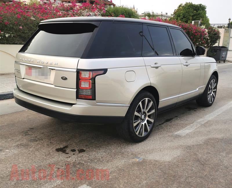 For sale Range Rover supercharged GCC specs Model 2014 Price 128.000