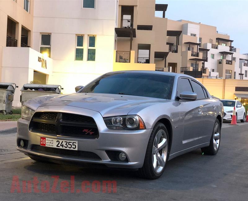 للبيع دوج تشارجر R/T V8 2014