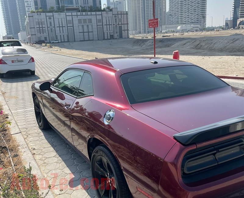 Dodge challenger 2017 Canada spec